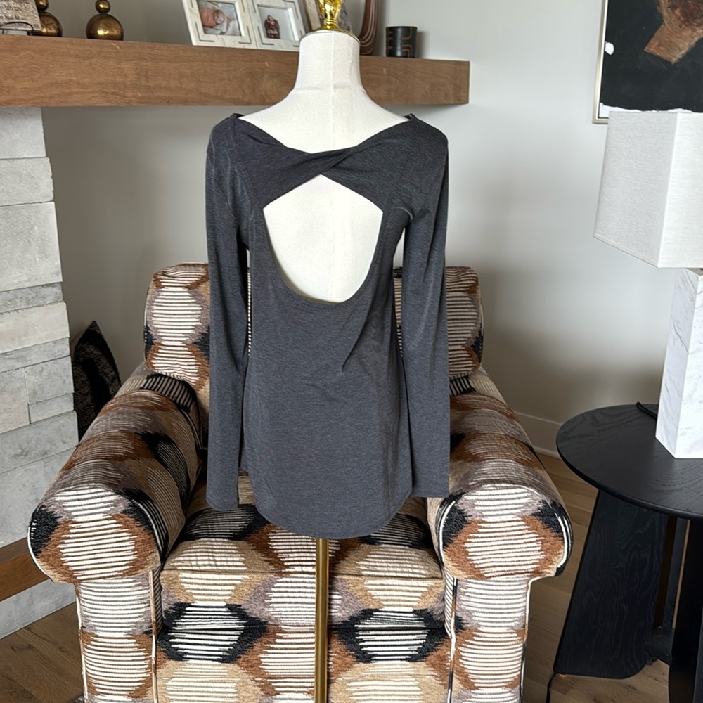 Athleta Open Back Flexlight Top